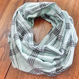 NWT Teal Infinity Scarf